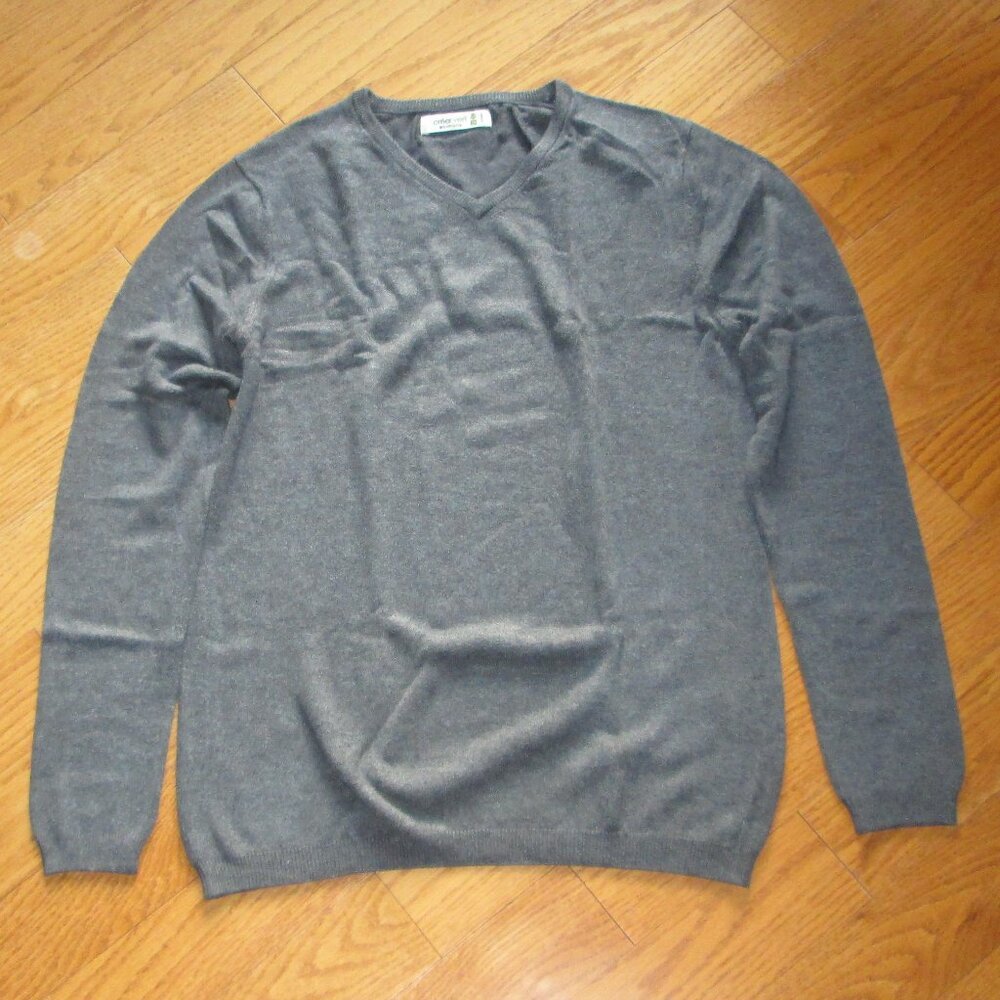 New Men's Simons Gray Bamboo V-neck Sweater Size Small